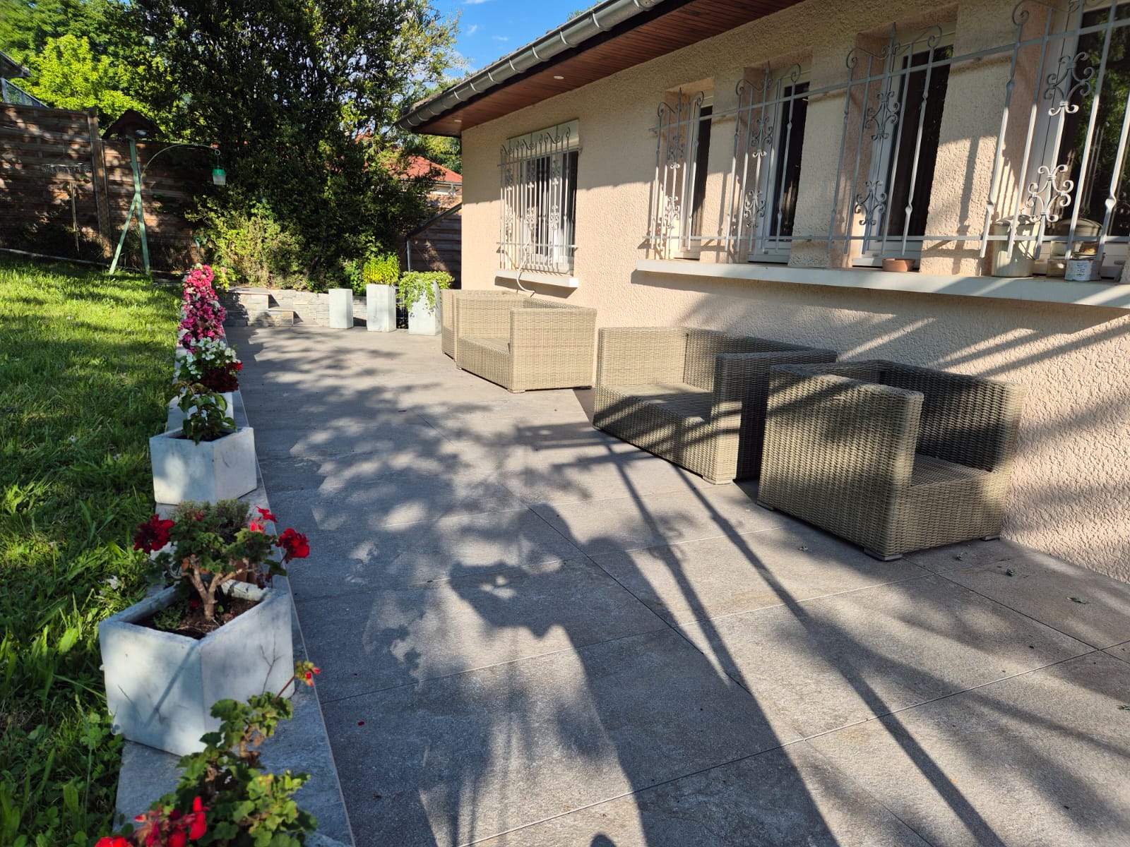 Carrelage d'une terrasse à Annemasse